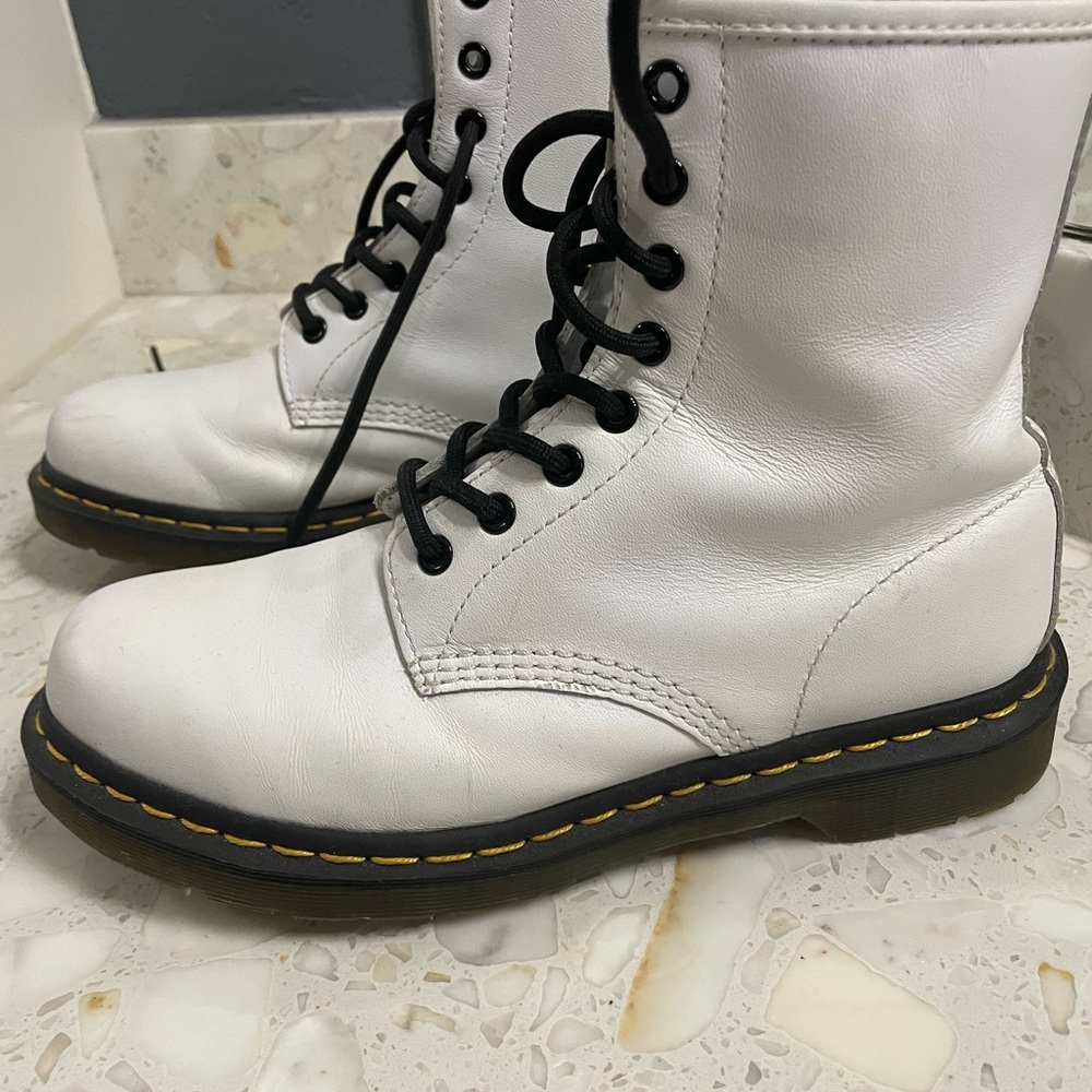 Dr Martens women’s white leather platform, non slip soles, durable exterior